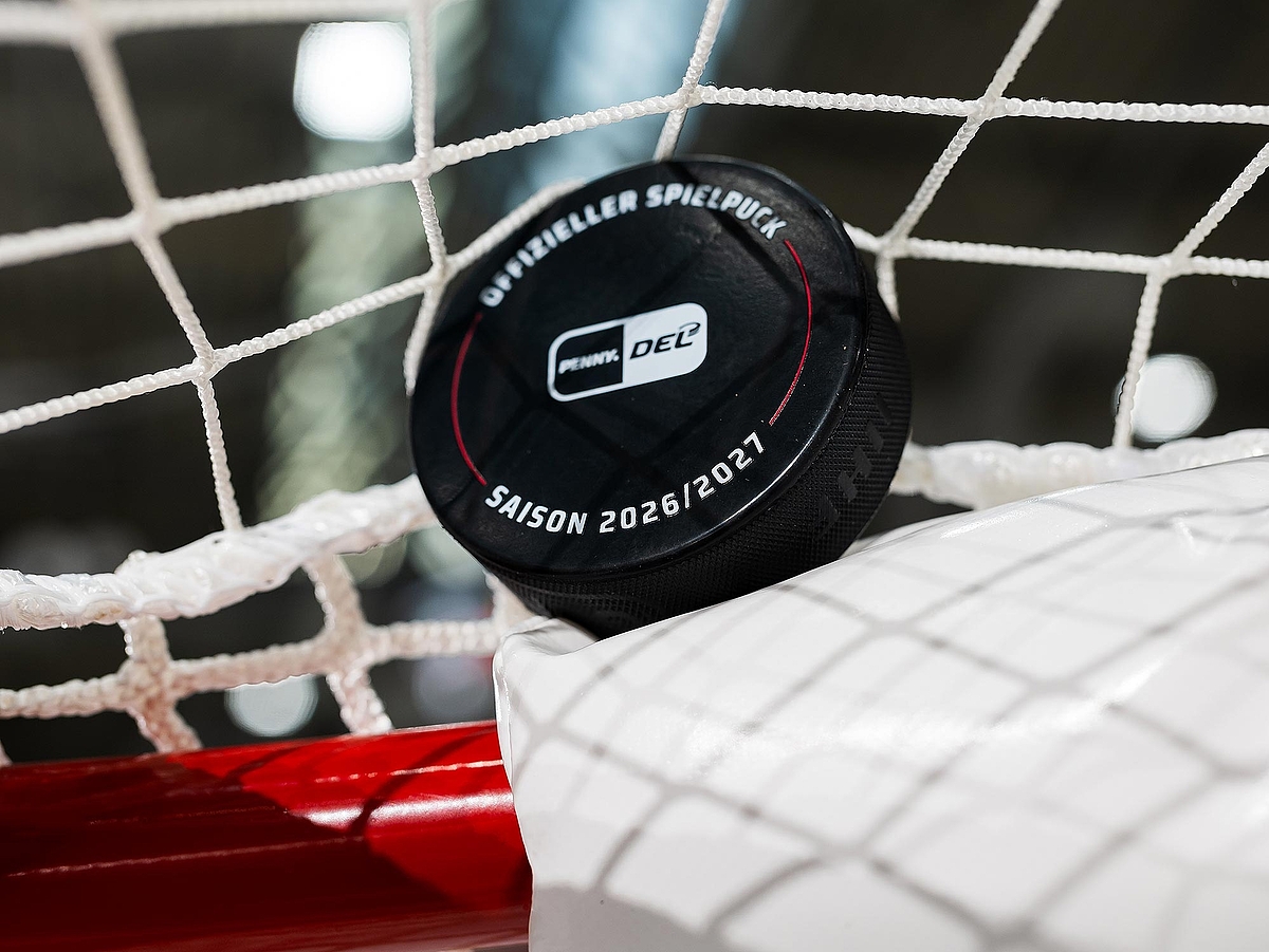 Meister Eisbären Berlin eröffnet DEL-Saison gegen Straubing
